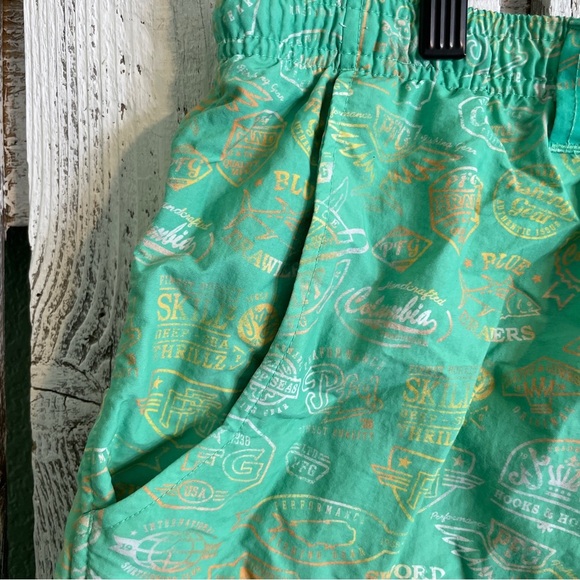 Columbia Men’s Fishing Shorts Swim Trunks Size Large Lined Green Fishing Print - Picture 8 of 12